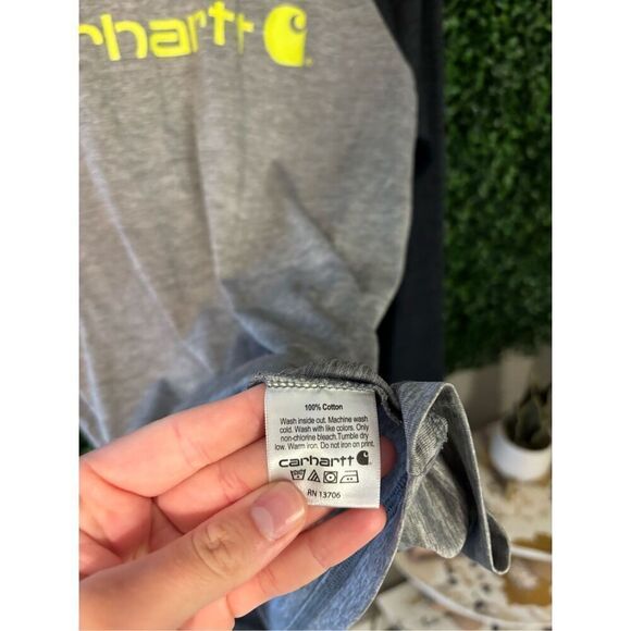 Carhartt Boys Long Sleeve Logo Top Size XL - Picture 3 of 3